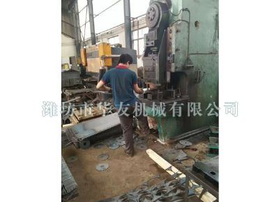 點擊查看詳細(xì)信息<br>標(biāo)題：華友機(jī)械車間一角 閱讀次數(shù)：8983